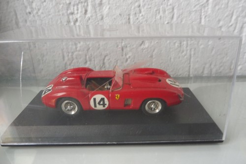 Modèle réduit voiture - voiture, de