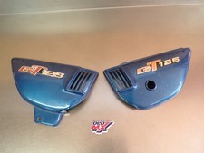 Plaques latérale Suzuki 125 GT