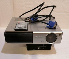 BENQ CP220c Vidéo Projecteur XGA résolution 1024 x 768 avec Télécommande.