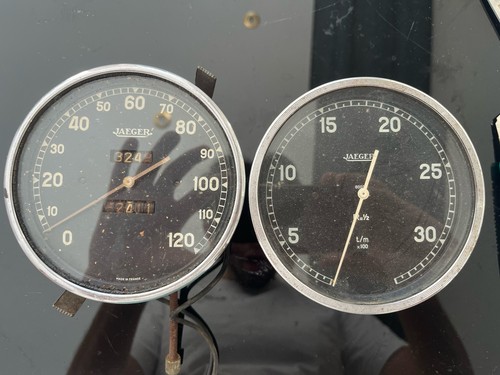 Paire instruments compteurs - instruments,