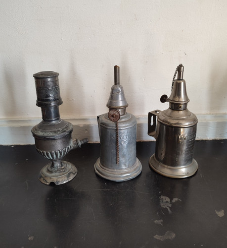 Deux lampes anciennes - ,