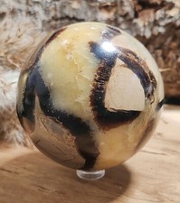 Sphère en Septaria |