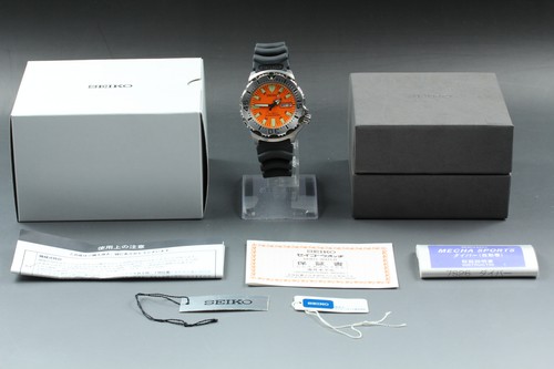 Ensemble complet montre homme