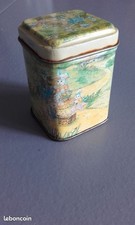 Ancienne Boite métal famille