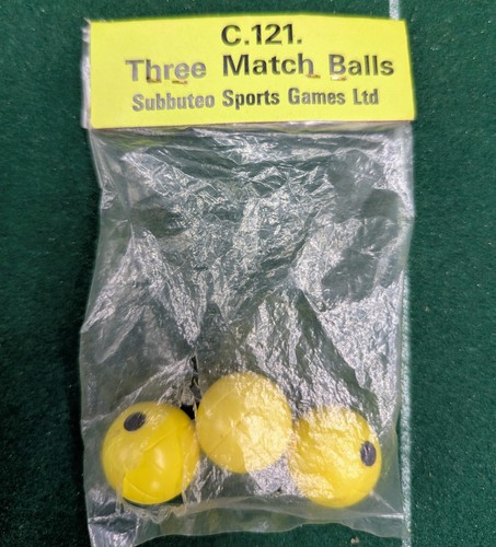 Subbuteo c121 match balls 3 - c121,