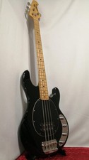 MUSICMAN STINGRAY B/M Basse