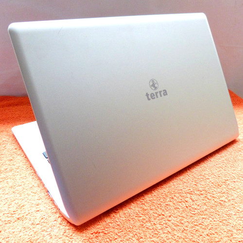 Terra 1460p pouces fhd - 1460p,