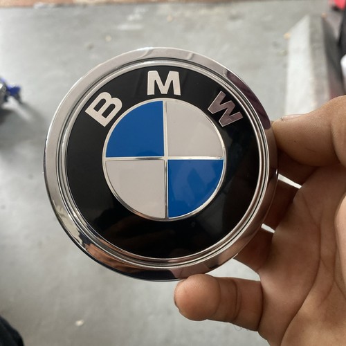 Bmw emblem genuine - bmw,