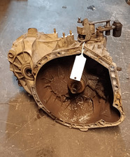 boite a MERCEDES-BENZ CLASSE V W638 A6382602300 611980 220 1996-2003 53b893