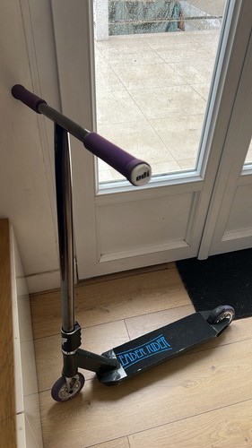Trottinette freestyle custom