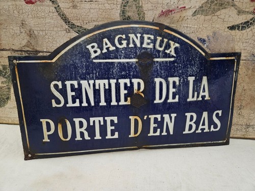 Ancienne plaque émaillée - , de