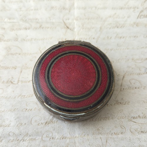Boite pilules avec - pilules,