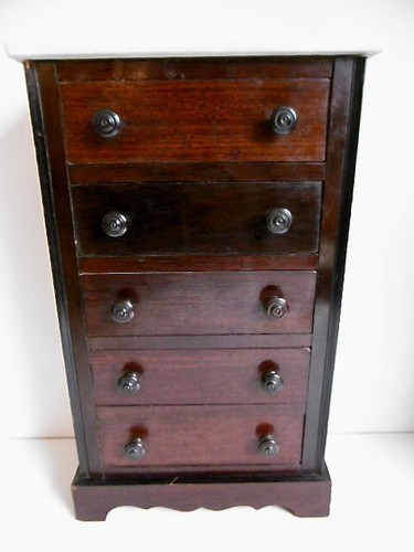 Superbe chiffonnier poupée - superbe,