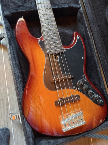 Sire marcus miller st - sire,