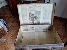 Valise en Carton Cuir et
