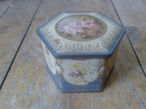 Ancienne boite tole - boite,