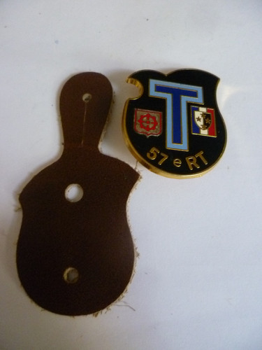 Ancien insigne pucelle - ancien,