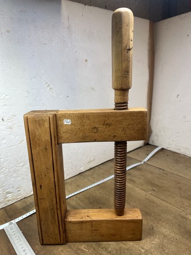 Serre joint outil ancien - serre-joint,