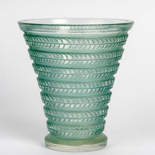 Vase art deco cytise - art, verre