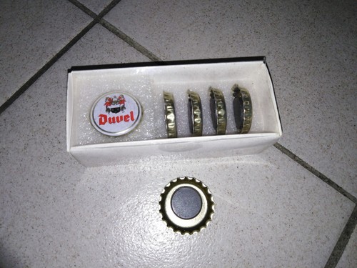 Boîte magnets duvel - boîte, de
