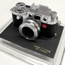Appareil Photo Miniature LEICA