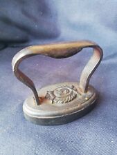 Mini Fer À Repasser Ancien/linge Ancien/repassage/Small old iron/old Laundry