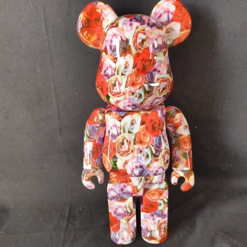 Bearbrick mika ninagawa - m,