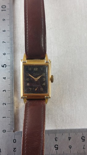 Ancienne montre mécanique