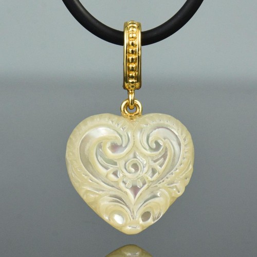 Pendentif cœur nacre - pendentif, en