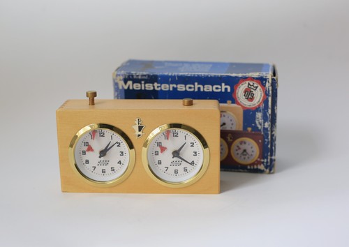 Horloge échecs nos - Échecs, –