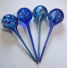 Lot 4 Watering Globes en Verre Soufflé Bleu – Oyas décoratifs vintage