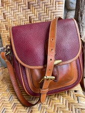 Vtg Dooney&Bourke Outback Crossbody Bag Single Pocket in ROUGE ~Very Good~??