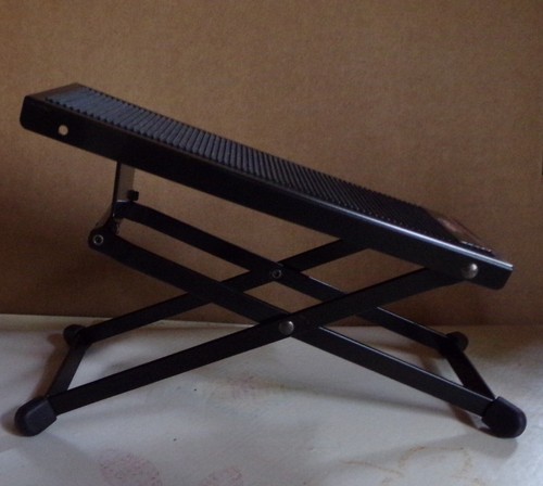 Repose pied métal stagg - §,
