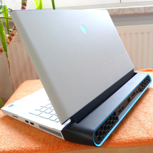 Alienware area 51m - alienware,