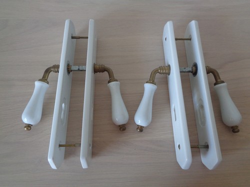 Paires plaque de proprete - paires,
