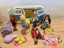 5 Minis poupées Bratz + van + accessoires