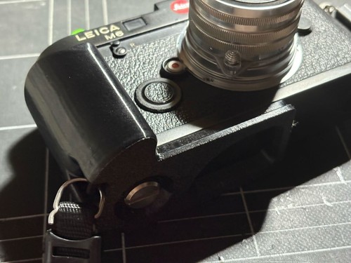 Leica right grip - m6,
