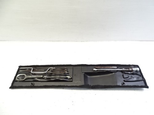 Porsche 928 tool kit - 87,