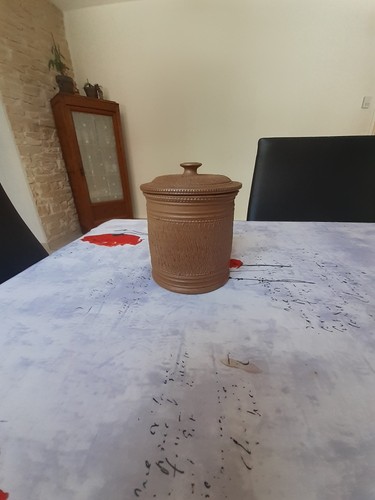Pot avec couvercle neuf - couvercle,