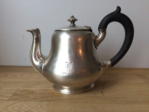 Ancienne petite théière - petite, en
