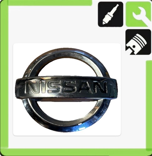 Nissan pixo rear - pixo, badge