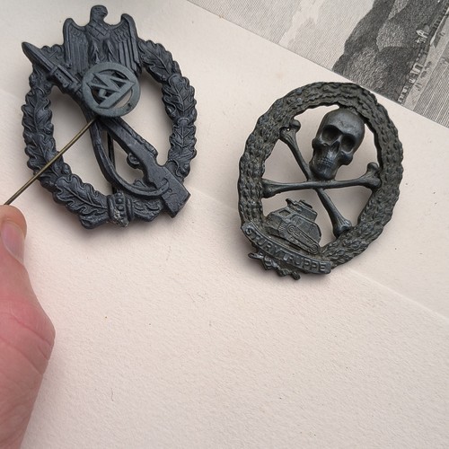 Lot insignes badges - lot, 3
