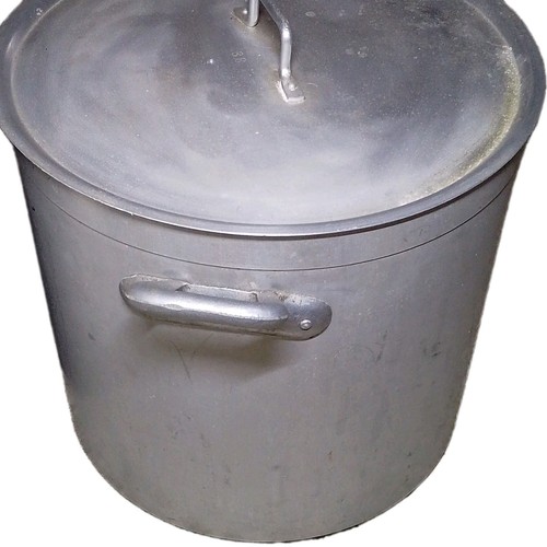 Marmite aluminium ronde avec