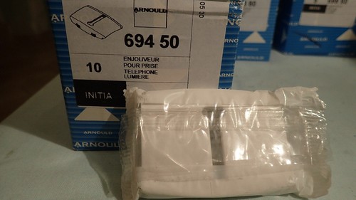 Arnould initia 69450 - arnould,