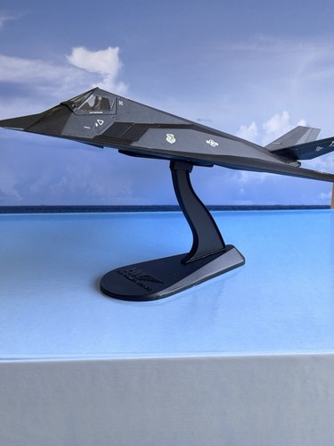 Hobby master lockheed 117a - hobby, f-117a