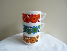 3 tasses à café  "Lotus" en