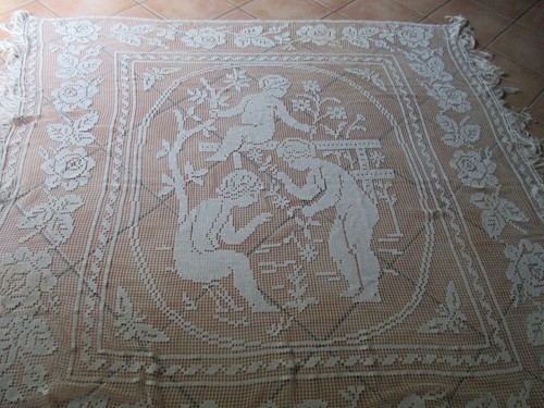 Linge ancien couvre lit - linge,