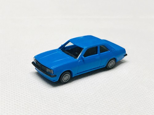 Opel ascona bleue euro model - opel,