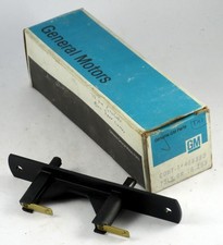 1978-1991 Chevrolet G Van 1985-1991 Suburban NOS rear door lock contact 469395