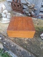 Ancienne boîte de rangement
